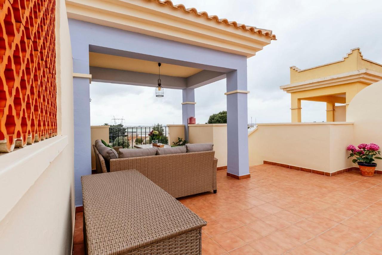 Atico Con Terraza-Solarium Y Piscina 4-6 Personas Wifi A/C Apartment Roda Bagian luar foto
